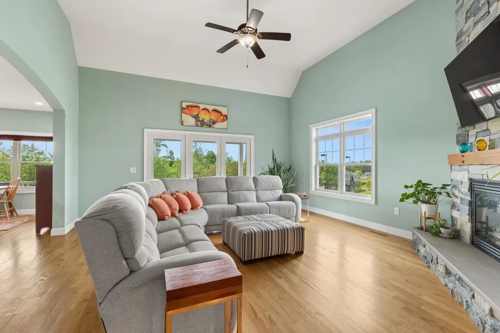 4 Winterberry Drive Dover NH 03820