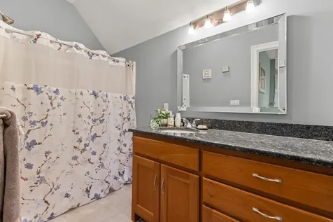 4 Winterberry Drive Dover NH 03820