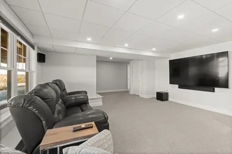 4 Winterberry Drive Dover NH 03820