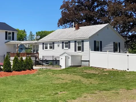 40 Railroad Avenue Seabrook NH 03874