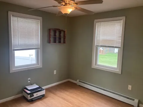 40 Railroad Avenue Seabrook NH 03874