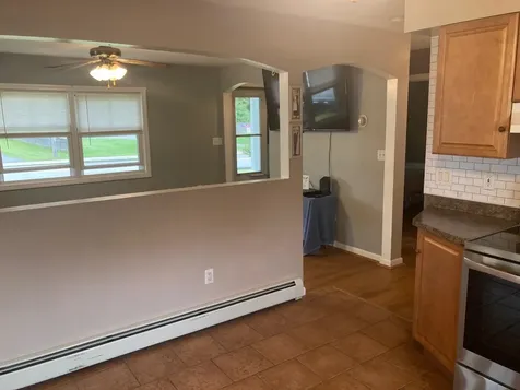 40 Railroad Avenue Seabrook NH 03874