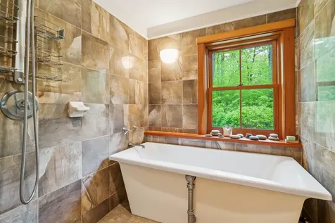 683 Reservoir Road Hartford VT 05001
