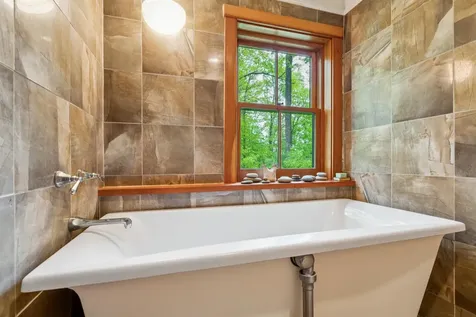 683 Reservoir Road Hartford VT 05001