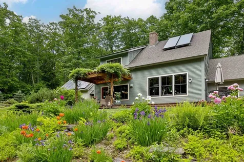 683 Reservoir Road Hartford VT 05001