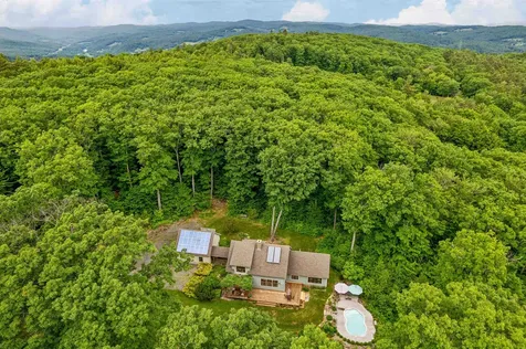 683 Reservoir Road Hartford VT 05001