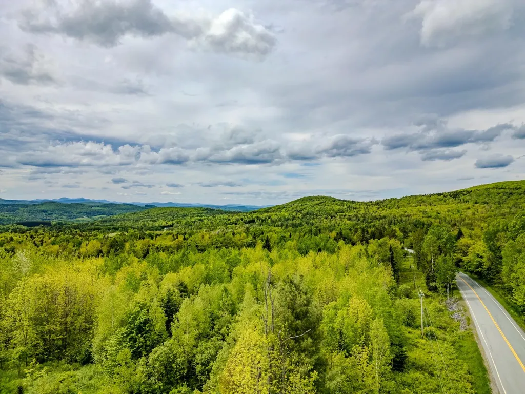 00 Vt Route 122 Sheffield VT 05866