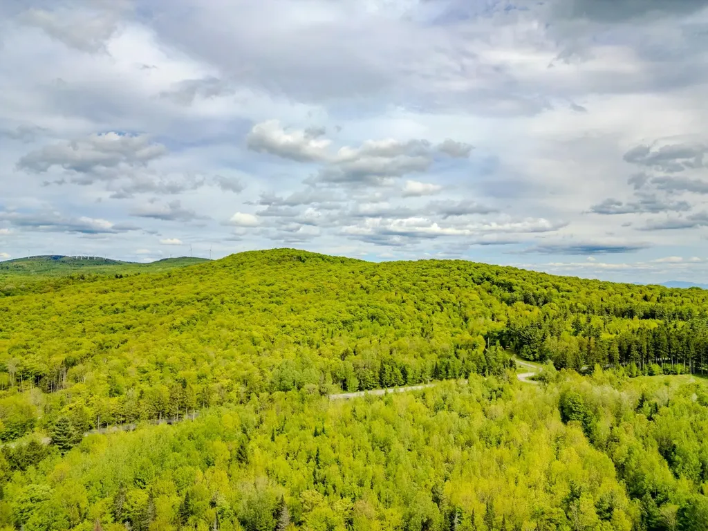 00 Vt Route 122 Sheffield VT 05866