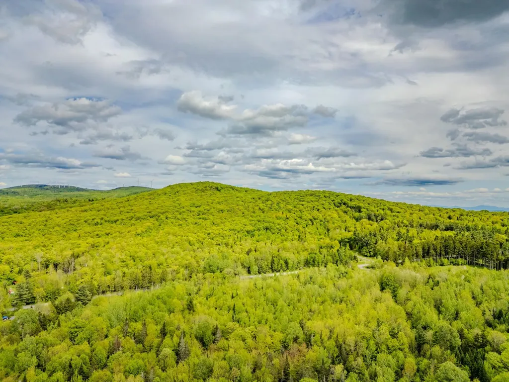 00 Vt Route 122 Sheffield VT 05866