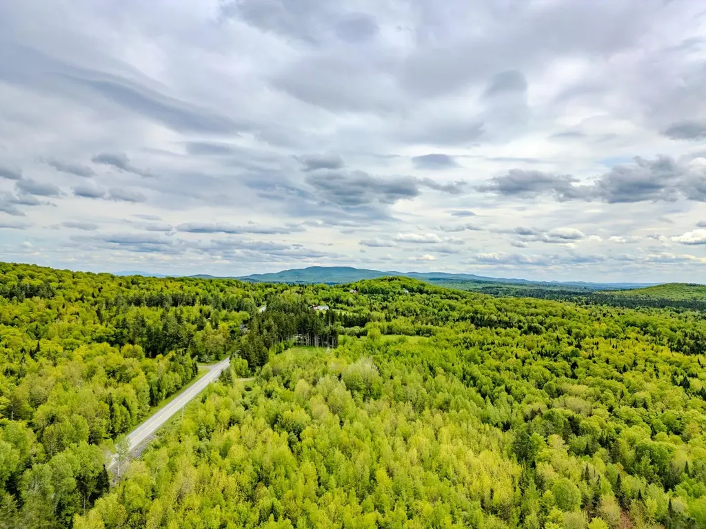 00 Vt Route 122 Sheffield VT 05866