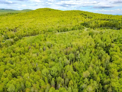 00 Vt Route 122 Sheffield VT 05866