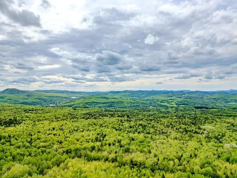 00 Vt Route 122 Sheffield VT 05866