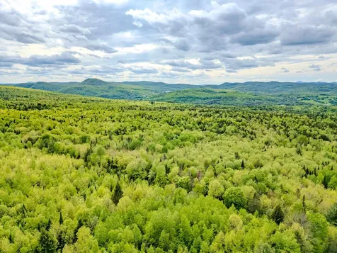 00 Vt Route 122 Sheffield VT 05866