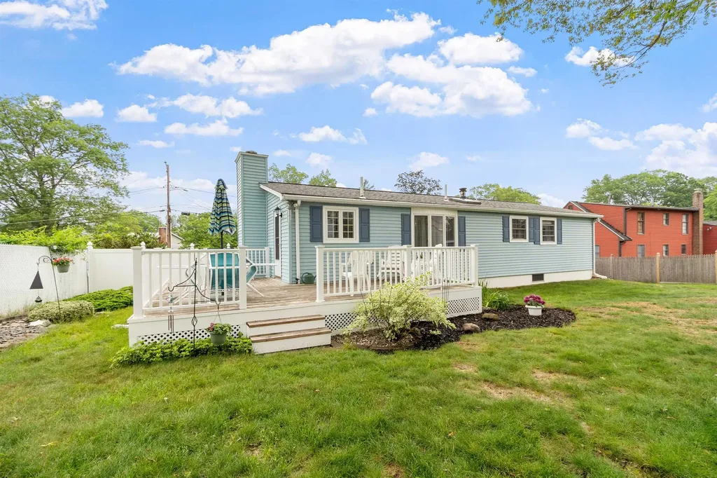 14 Doncaster Drive Nashua NH 03062