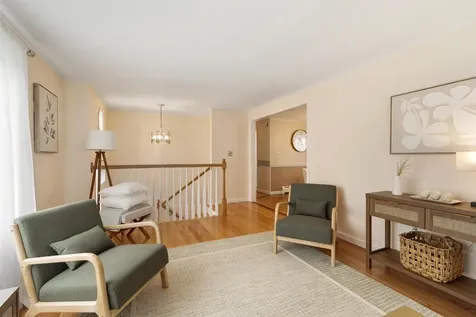 14 Doncaster Drive Nashua NH 03062