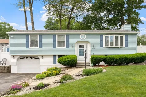 14 Doncaster Drive Nashua NH 03062