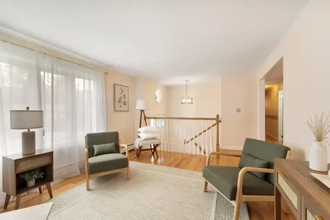 14 Doncaster Drive Nashua NH 03062