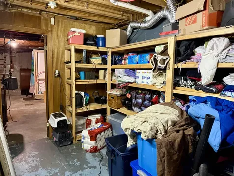 45 Chellis Street Hartford VT 05001