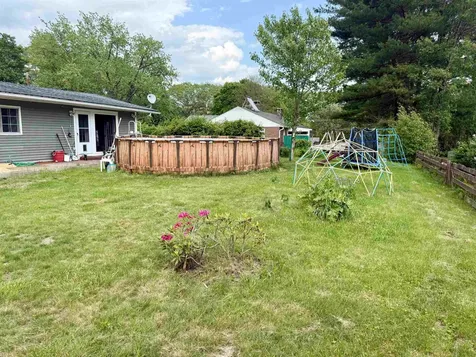 45 Chellis Street Hartford VT 05001
