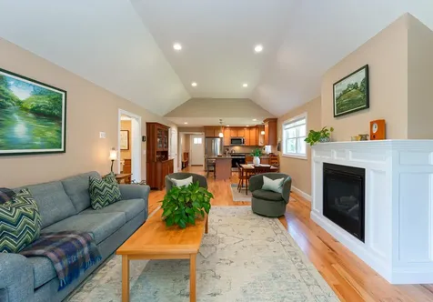 3 Paddock Circle Nashua NH 03062