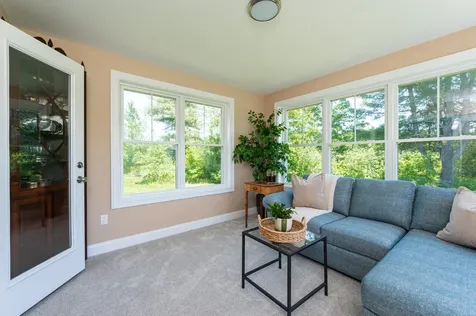 3 Paddock Circle Nashua NH 03062