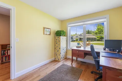 3 Paddock Circle Nashua NH 03062