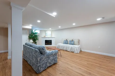 3 Paddock Circle Nashua NH 03062