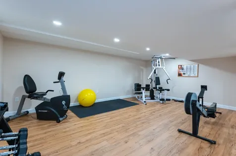 3 Paddock Circle Nashua NH 03062