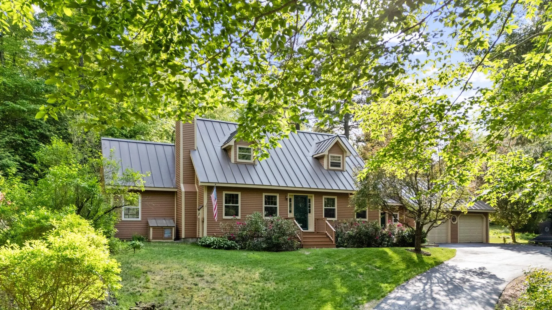 27 South Brook Circle Newbury NH 03255