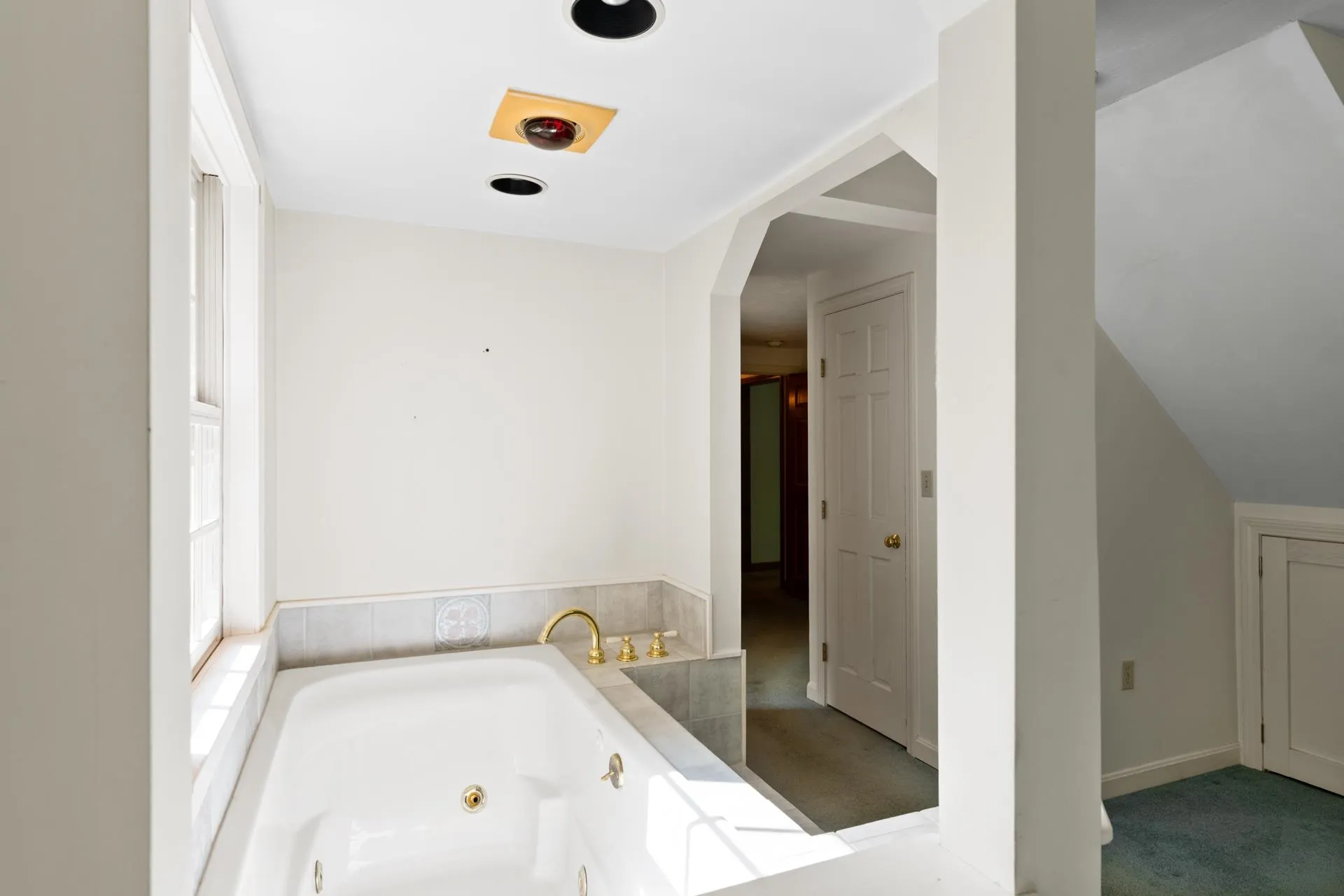 27 South Brook Circle Newbury NH 03255