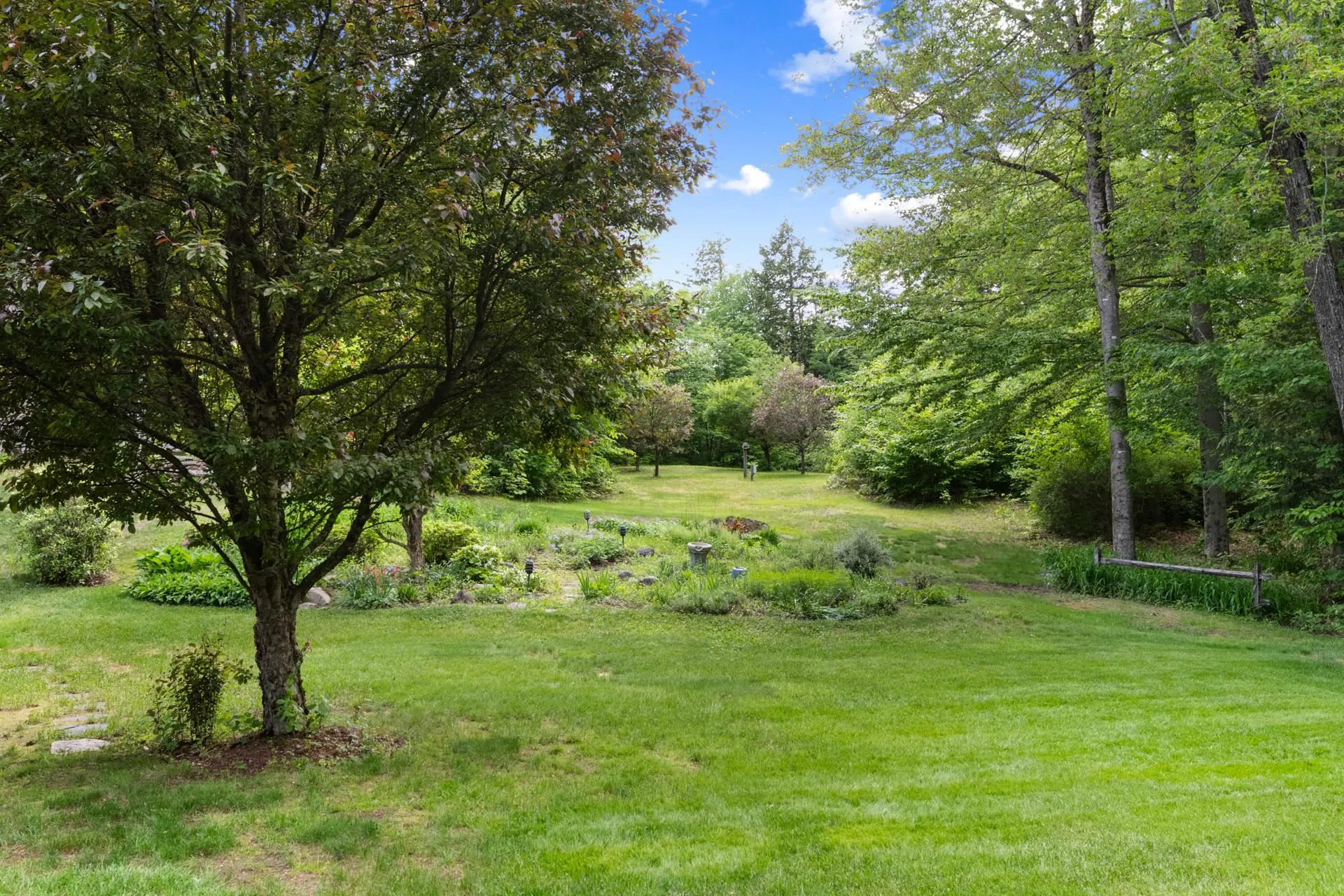 27 South Brook Circle Newbury NH 03255