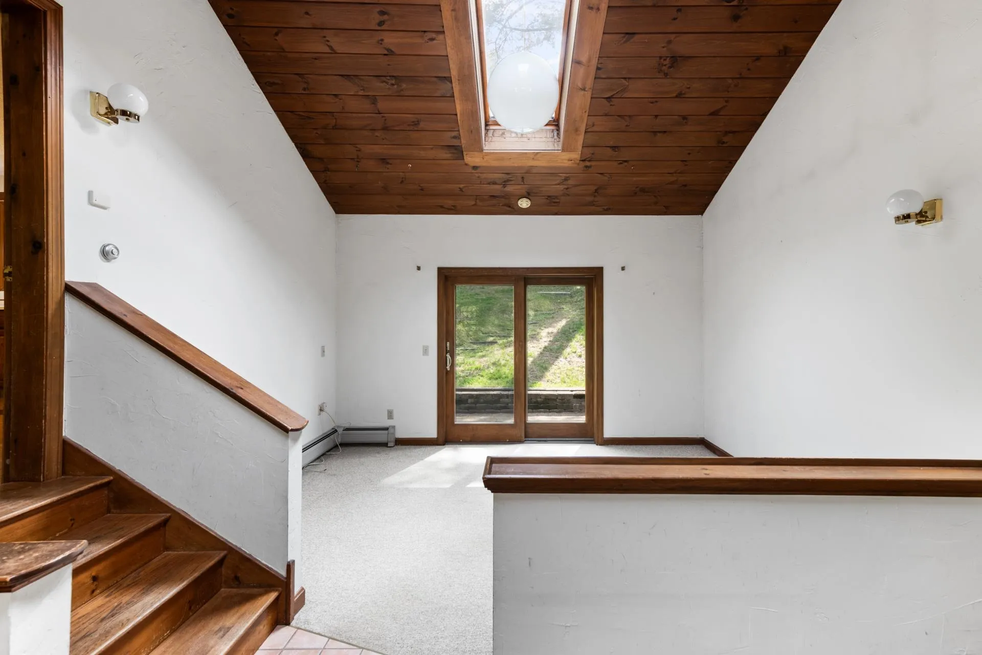 27 South Brook Circle Newbury NH 03255