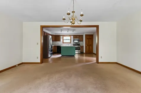 27 South Brook Circle Newbury NH 03255