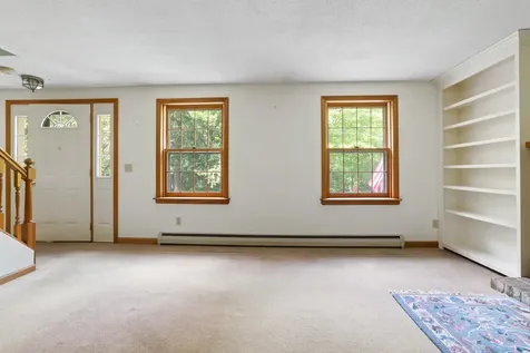 27 South Brook Circle Newbury NH 03255