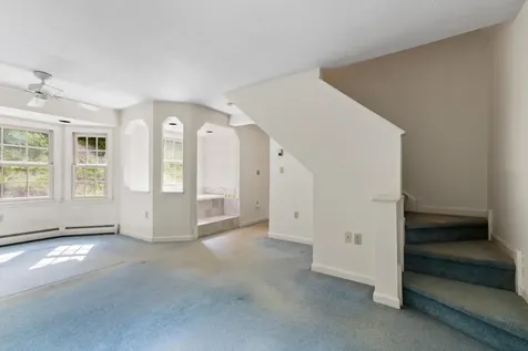 27 South Brook Circle Newbury NH 03255