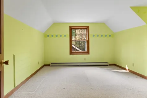 27 South Brook Circle Newbury NH 03255