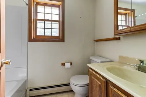 27 South Brook Circle Newbury NH 03255