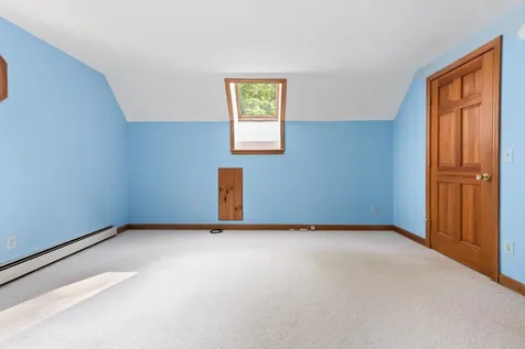 27 South Brook Circle Newbury NH 03255