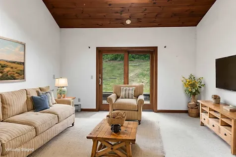 27 South Brook Circle Newbury NH 03255