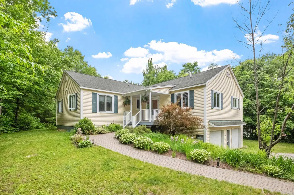 36 Weston Woods Circle Campton NH 03223