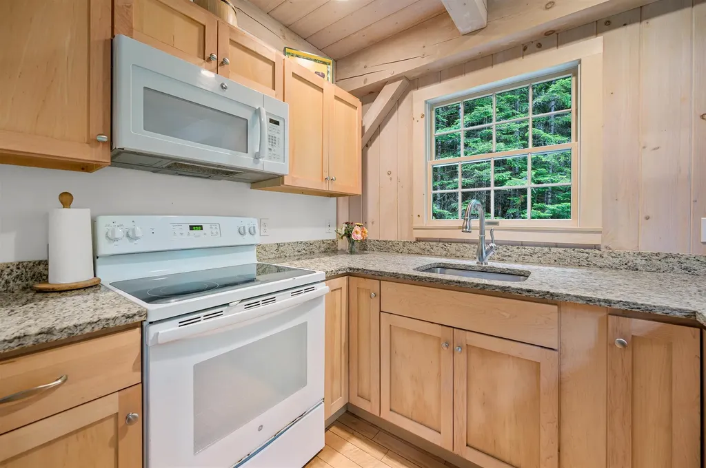 3945 Lower Waterford Road Waterford VT 05819