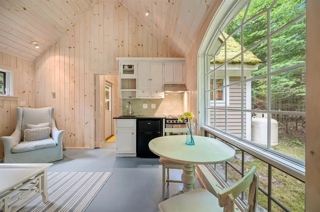 3945 Lower Waterford Road Waterford VT 05819