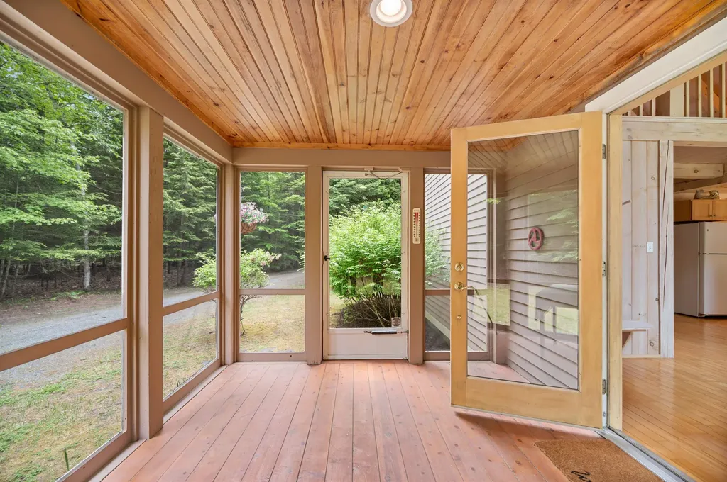 3945 Lower Waterford Road Waterford VT 05819