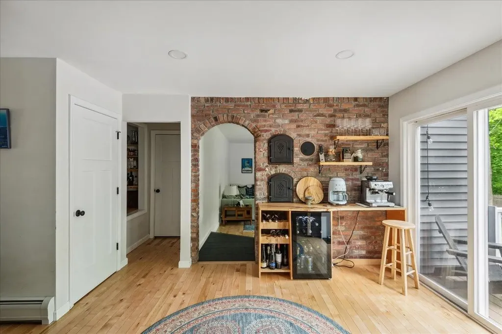 12 Briar Lane Essex Junction VT 05452