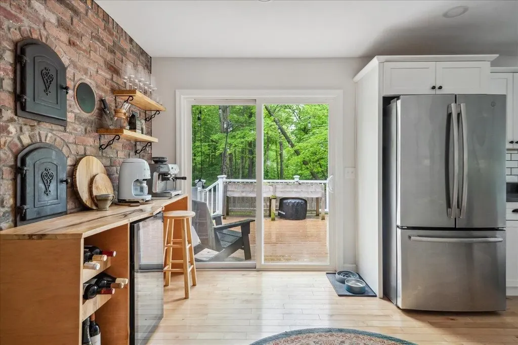 12 Briar Lane Essex Junction VT 05452