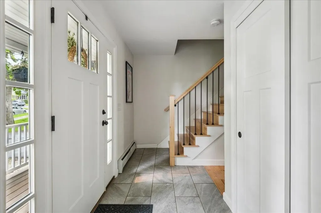 12 Briar Lane Essex Junction VT 05452