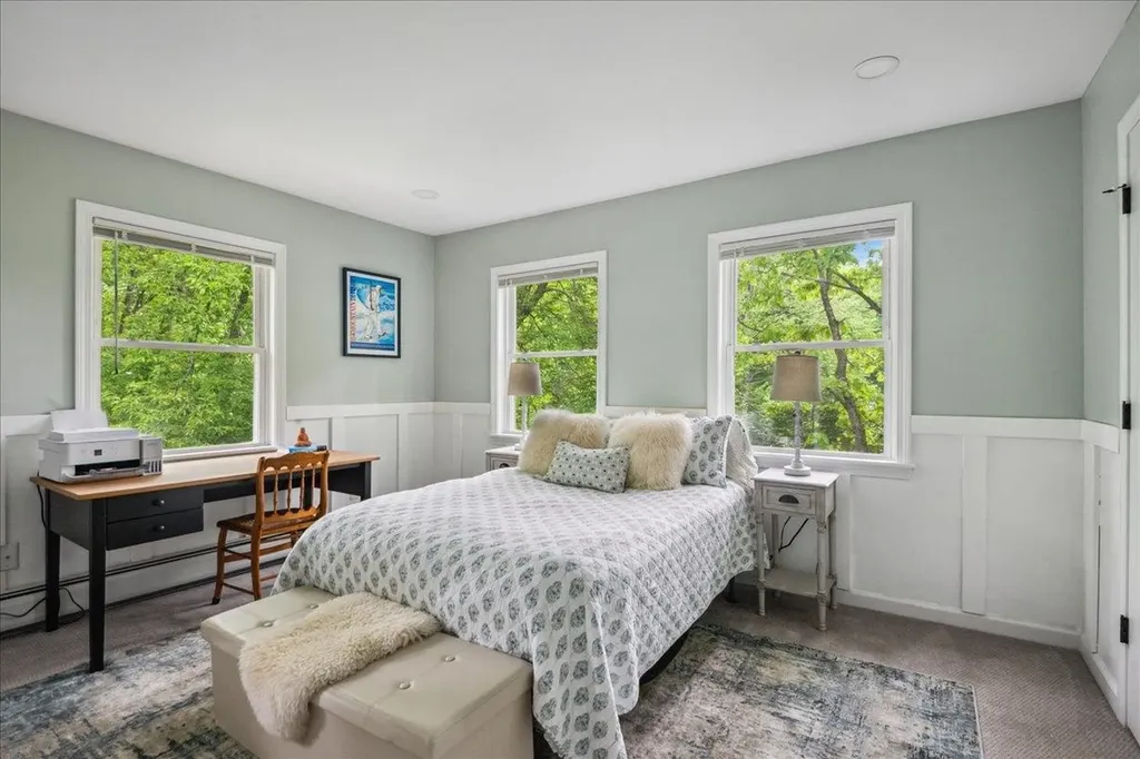 12 Briar Lane Essex Junction VT 05452