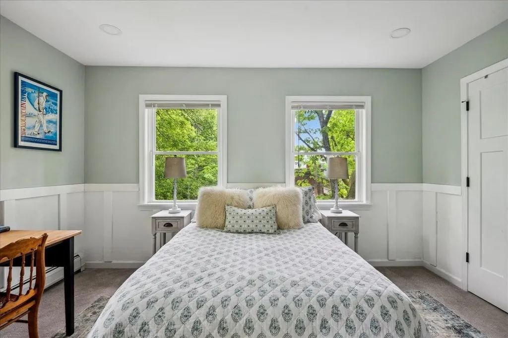 12 Briar Lane Essex Junction VT 05452