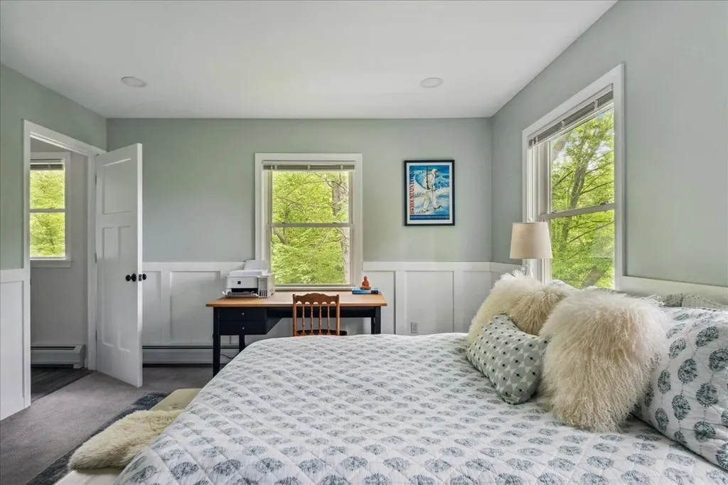 12 Briar Lane Essex Junction VT 05452