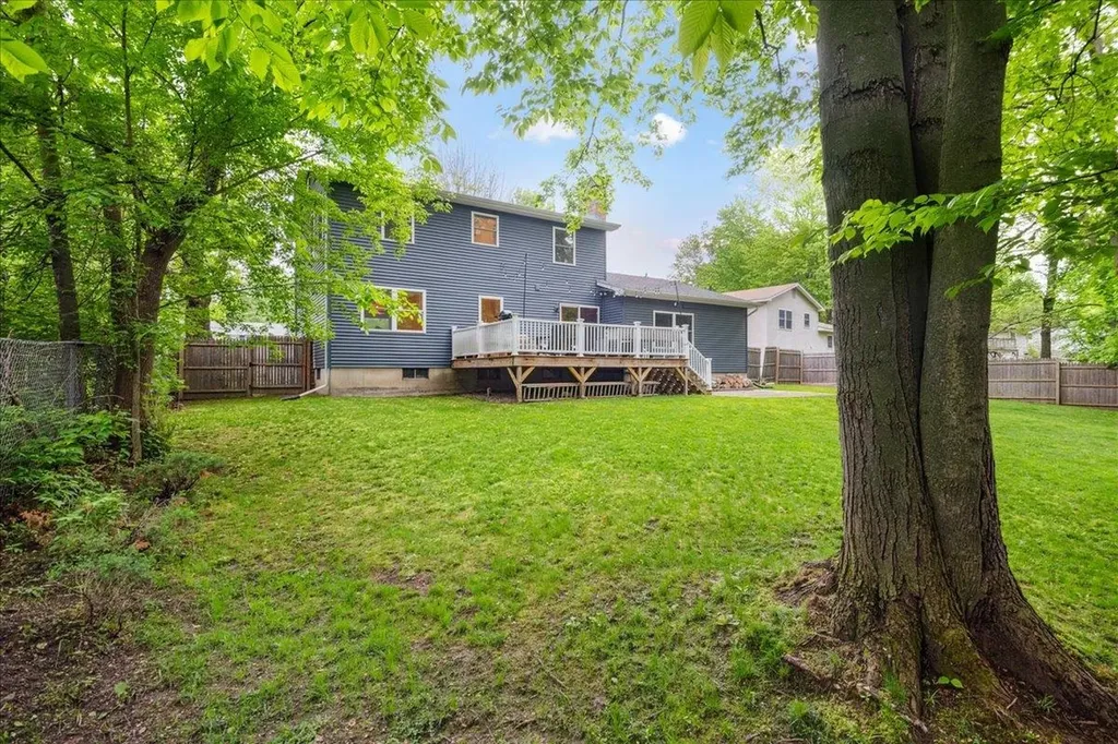 12 Briar Lane Essex Junction VT 05452